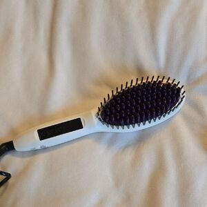 Instyler Sleek Hair Straightening Brush
